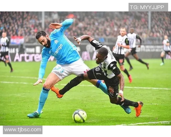 南安普顿主场迎战莱斯特城争夺英超宝贵积分的精彩对决