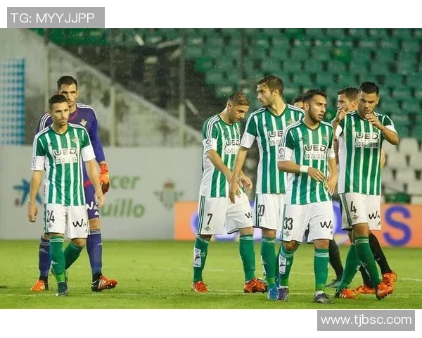 埃尔切主场迎战加德斯双方争夺西甲宝贵积分之战