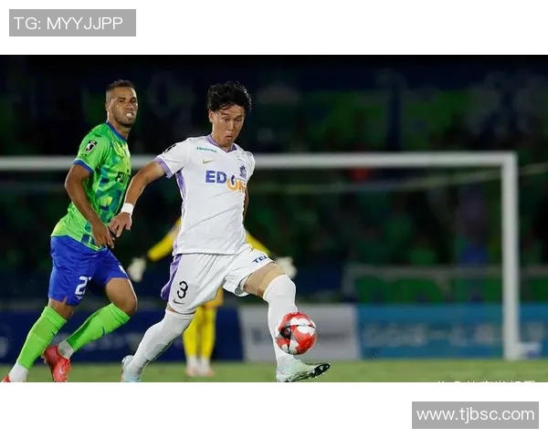 广岛三箭迎战浦田期待精彩对决双方球员状态火热争夺胜利荣耀